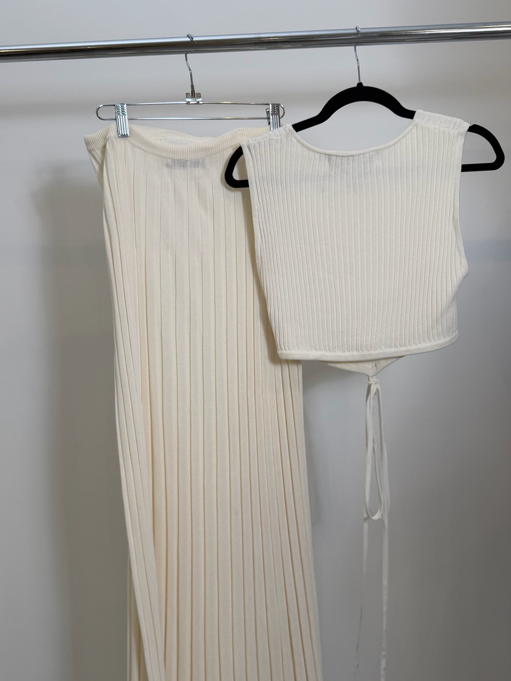 Christopher Esber Cream Ribbed Knit Top - Picture 2 of 3